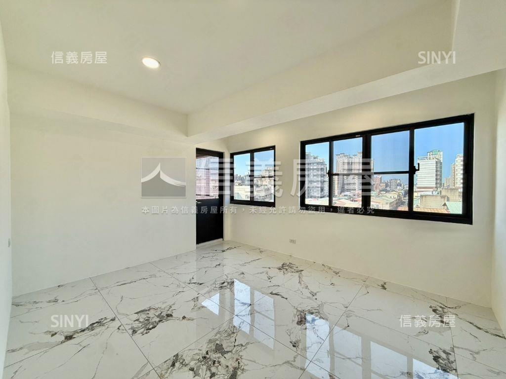 近捷運川普皇家三房車位Ａ房屋室內格局與周邊環境