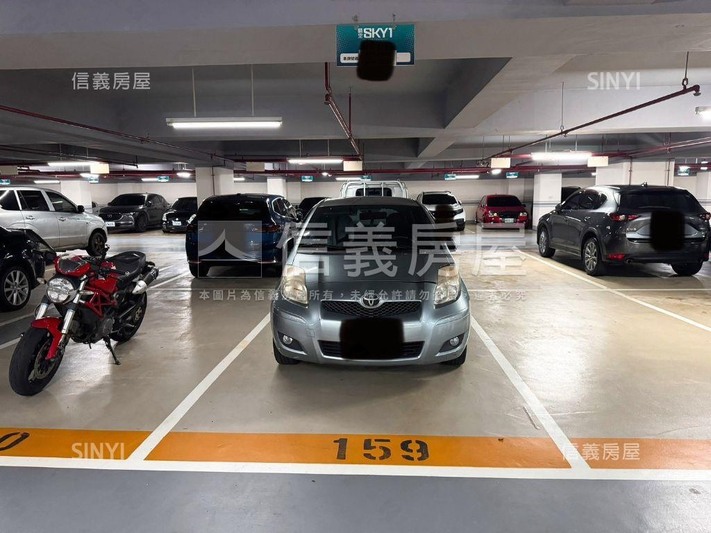 非你莫屬ＳＫＹ１兩房車位房屋室內格局與周邊環境
