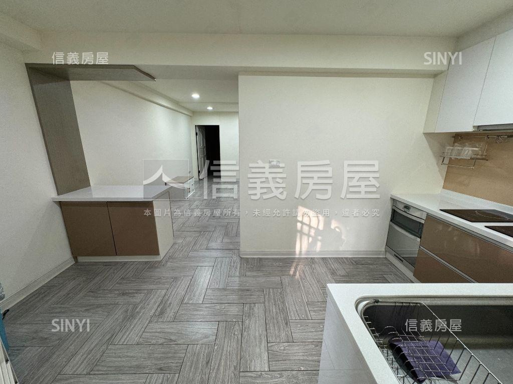 近美術館面公園店面１２３房屋室內格局與周邊環境