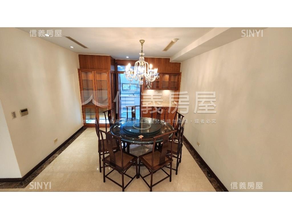 冠德花園四房房屋室內格局與周邊環境