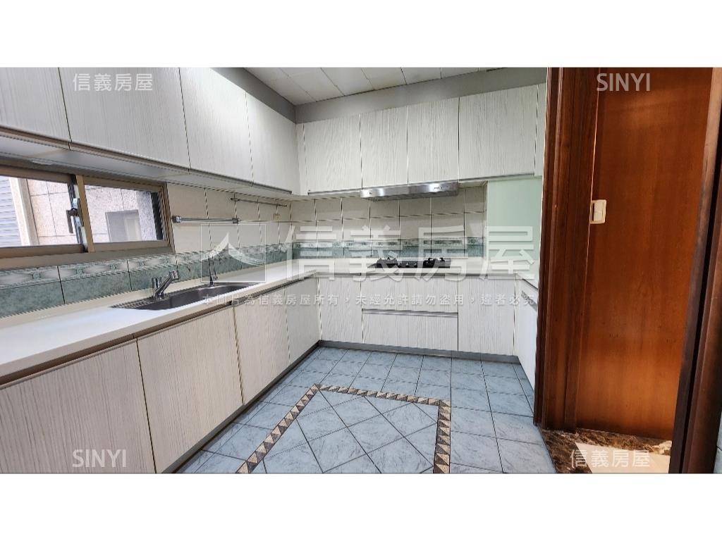 冠德花園四房房屋室內格局與周邊環境