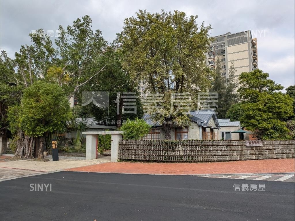 清大御璽三房附雙車位房屋室內格局與周邊環境