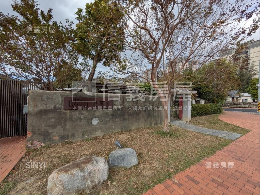 清大御璽三房附雙車位房屋室內格局與周邊環境