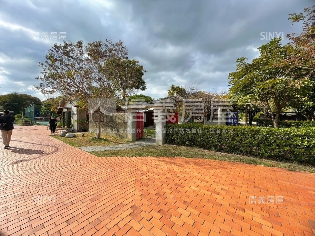 清大御璽三房附雙車位房屋室內格局與周邊環境