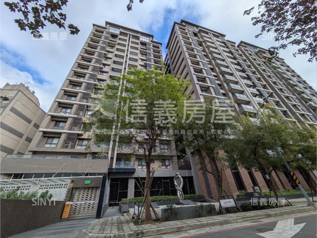 清大御璽三房附雙車位房屋室內格局與周邊環境