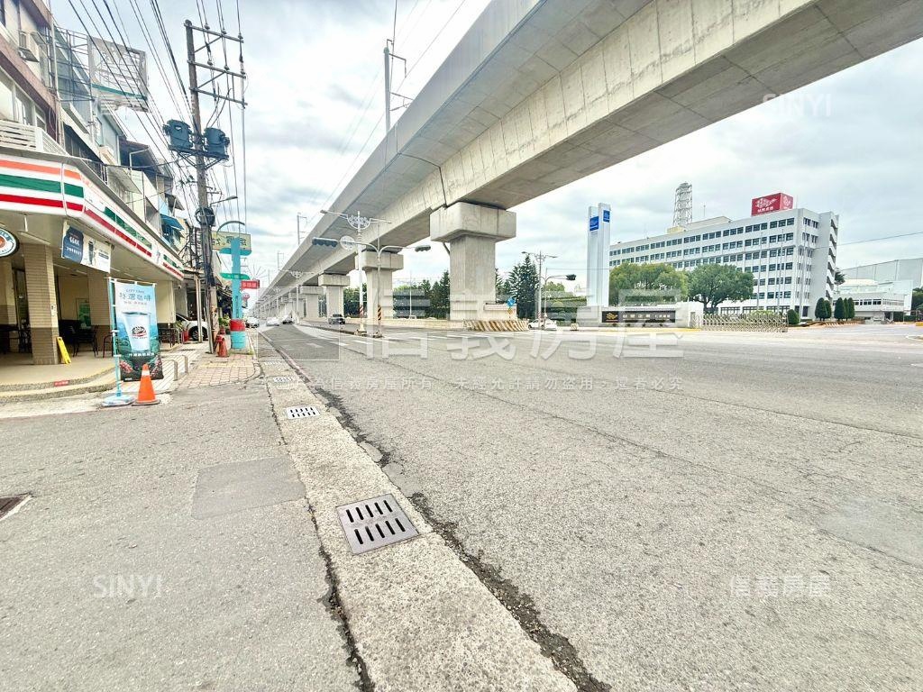 仁武臨路生意透天房屋室內格局與周邊環境