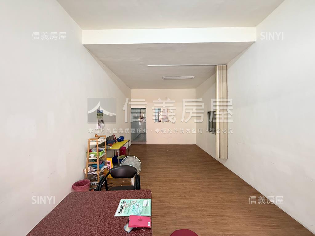 五甲商圈正街精美透天房屋室內格局與周邊環境