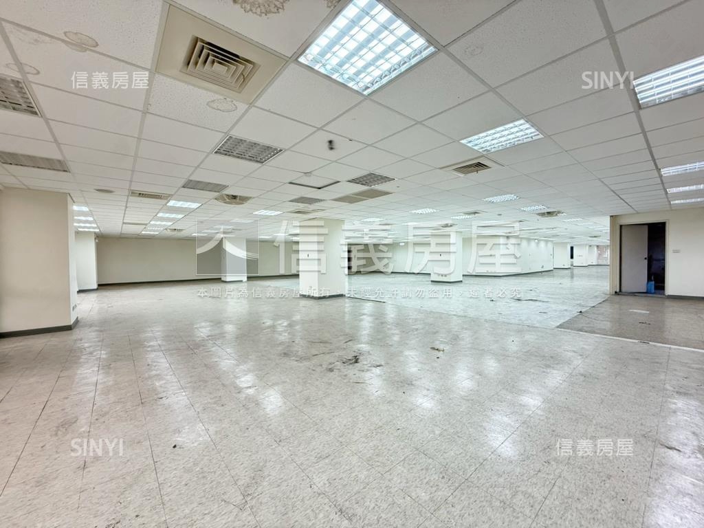 洛克斐勒大坪數商辦Ａ房屋室內格局與周邊環境