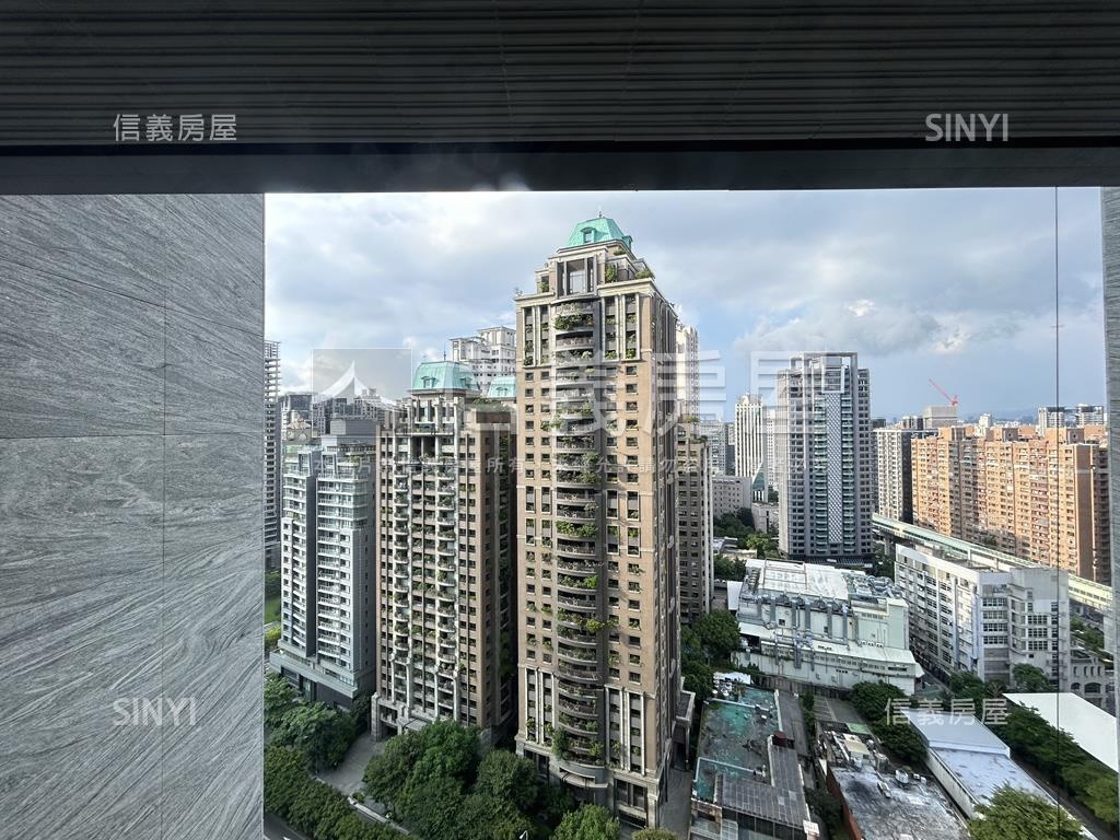 近惠文市政１號院三房平車房屋室內格局與周邊環境