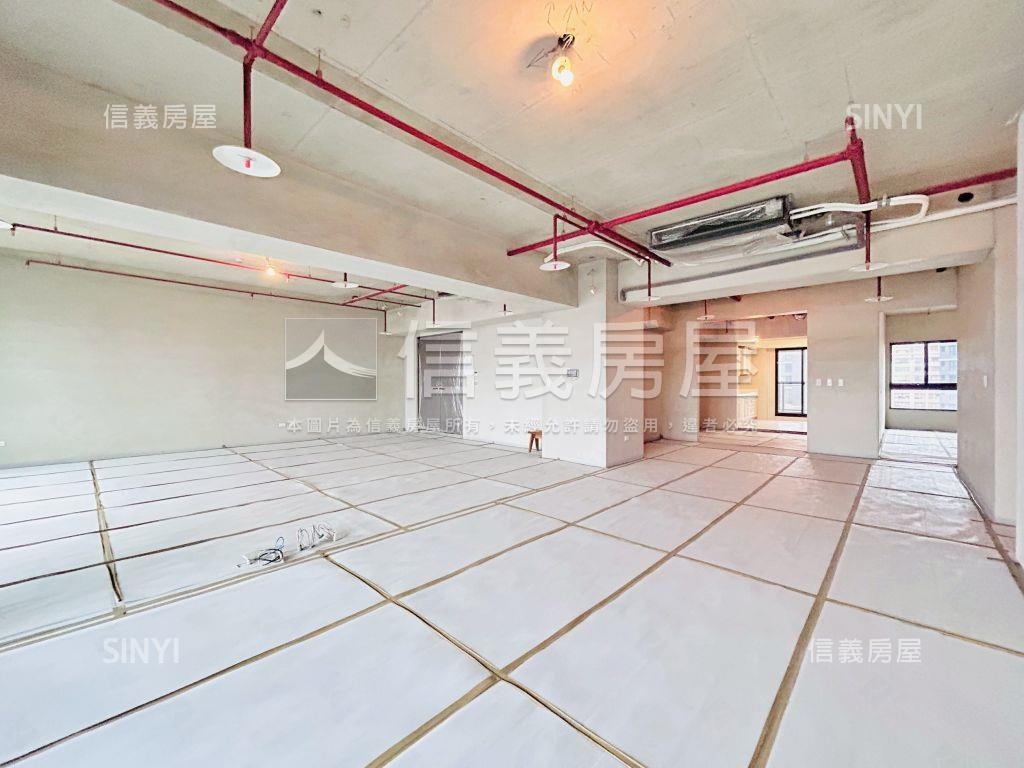 中悅瑰麗面總圖景觀高樓Ｂ房屋室內格局與周邊環境