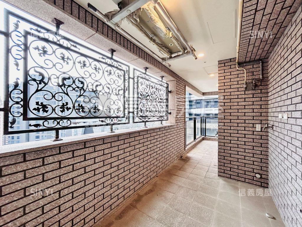 中悅瑰麗面總圖景觀高樓Ｂ房屋室內格局與周邊環境