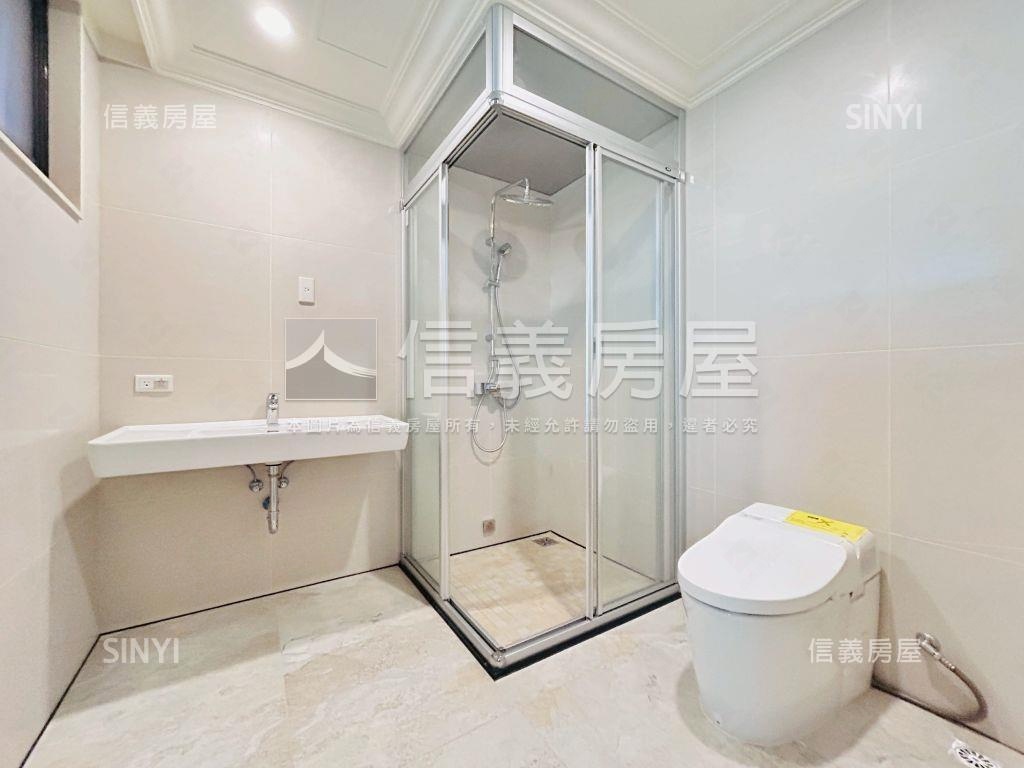 中悅瑰麗面總圖景觀高樓Ｂ房屋室內格局與周邊環境