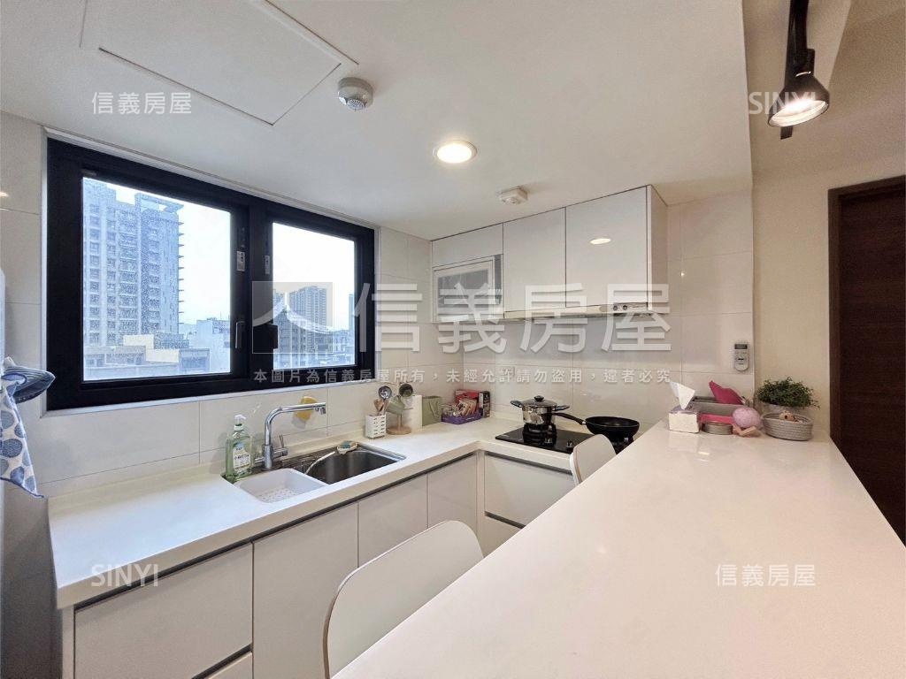 卓然品味公園１號兩房房屋室內格局與周邊環境