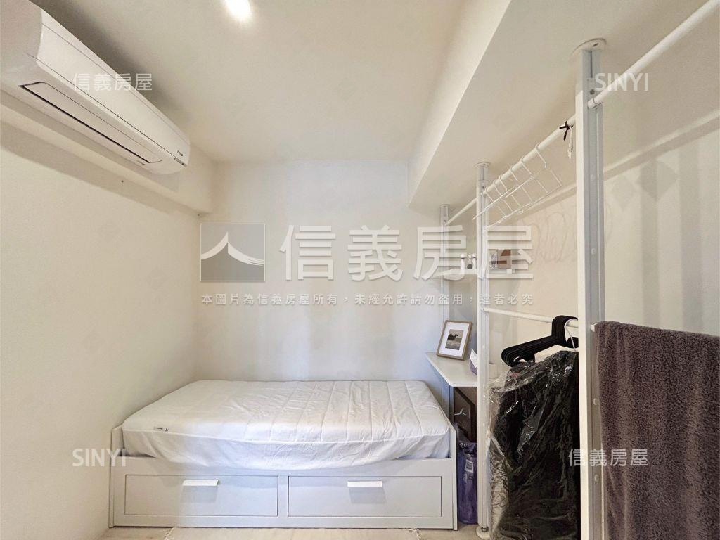 卓然品味公園１號兩房房屋室內格局與周邊環境