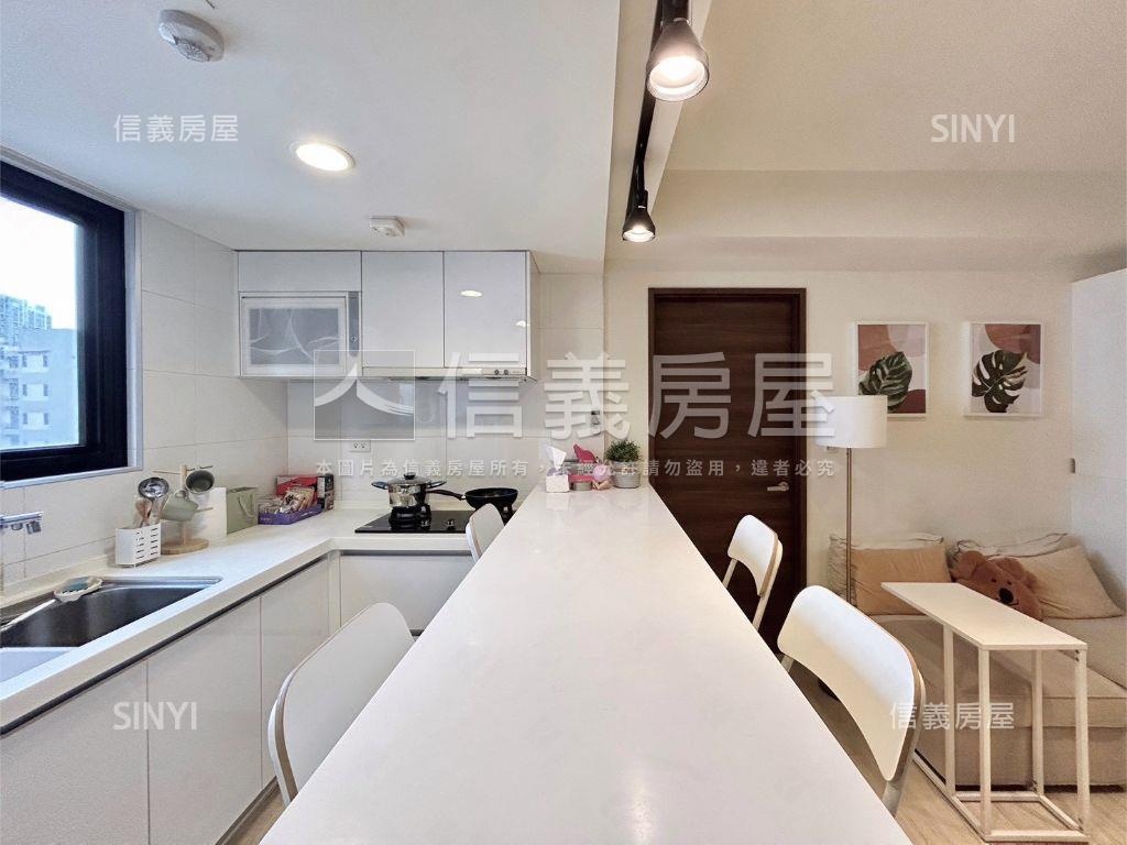 卓然品味公園１號兩房房屋室內格局與周邊環境