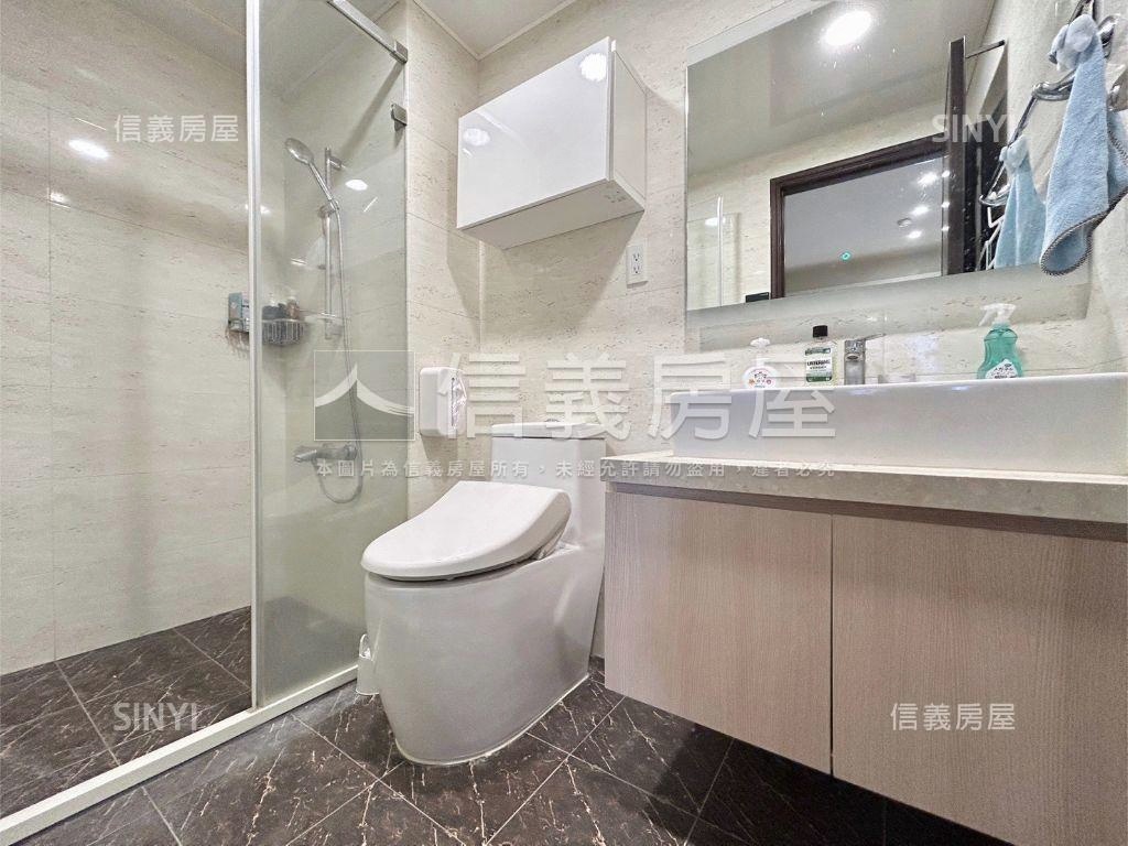 卓然品味公園１號兩房房屋室內格局與周邊環境