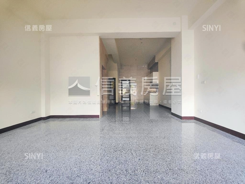 新光商圈臨路電梯美墅房屋室內格局與周邊環境