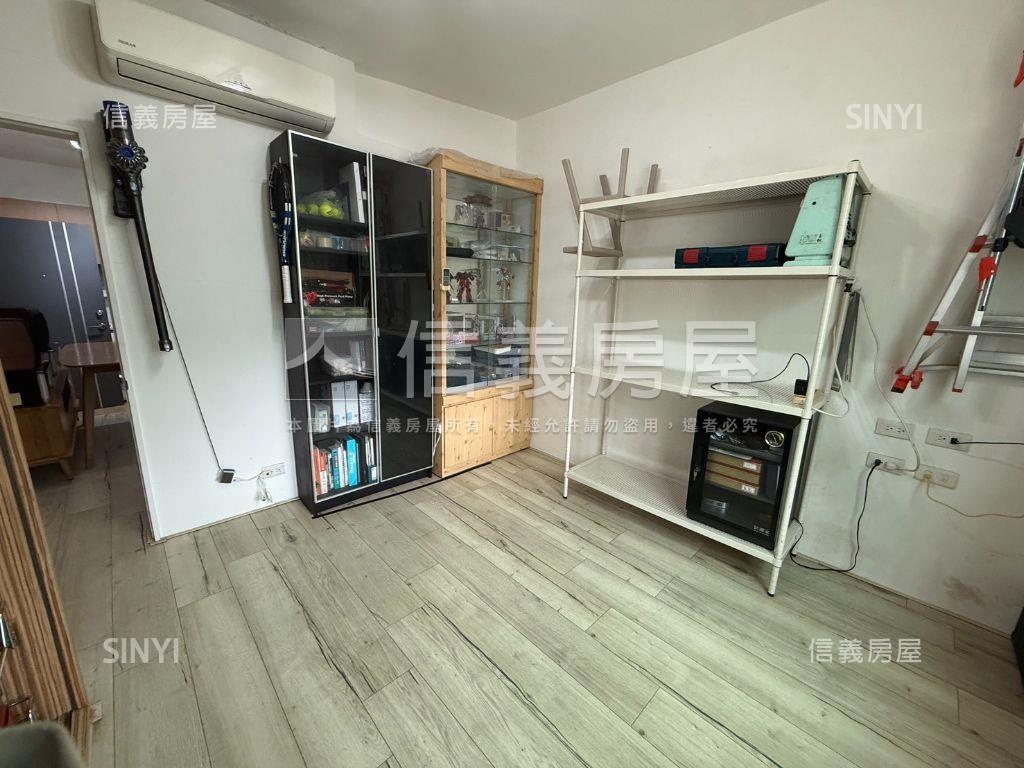 近未來捷運站收租公寓二樓房屋室內格局與周邊環境