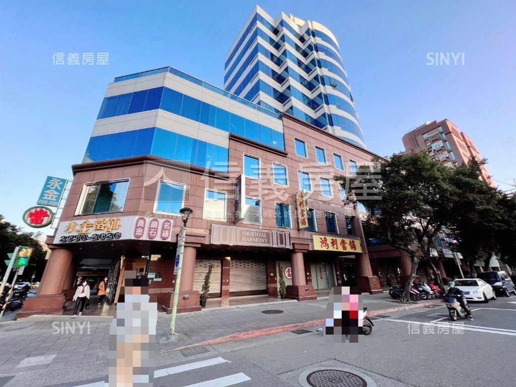民權西捷運挑高店面房屋室內格局與周邊環境