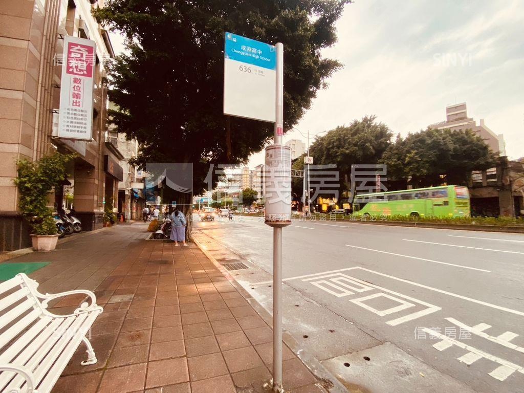 民權西捷運挑高店面房屋室內格局與周邊環境
