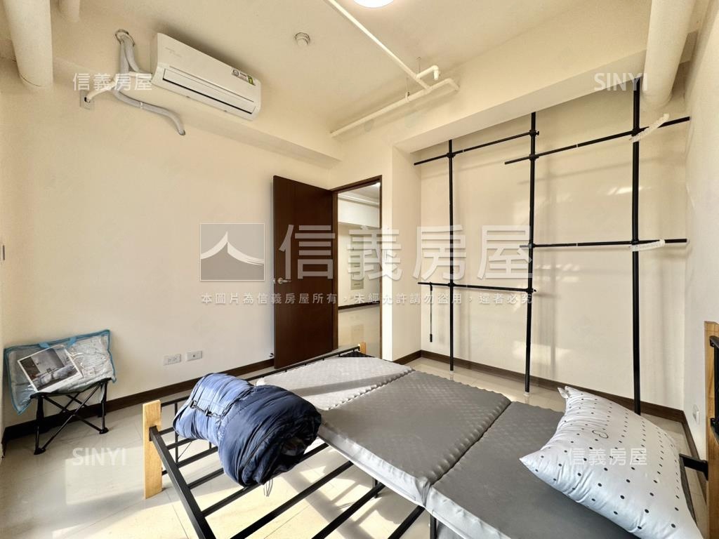 摩天１００全新兩房車位房屋室內格局與周邊環境