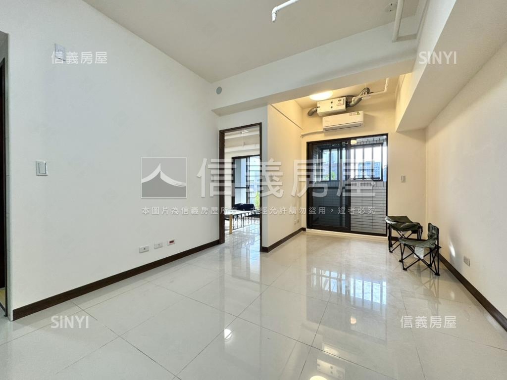 摩天１００全新兩房車位房屋室內格局與周邊環境