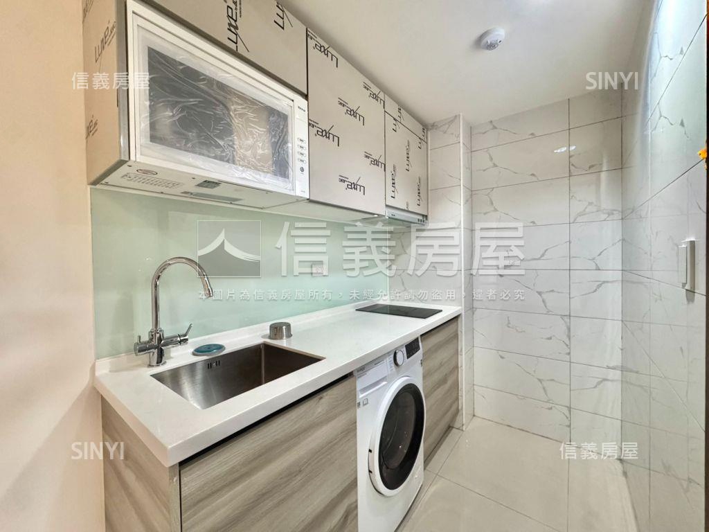 摩天１００全新兩房車位房屋室內格局與周邊環境