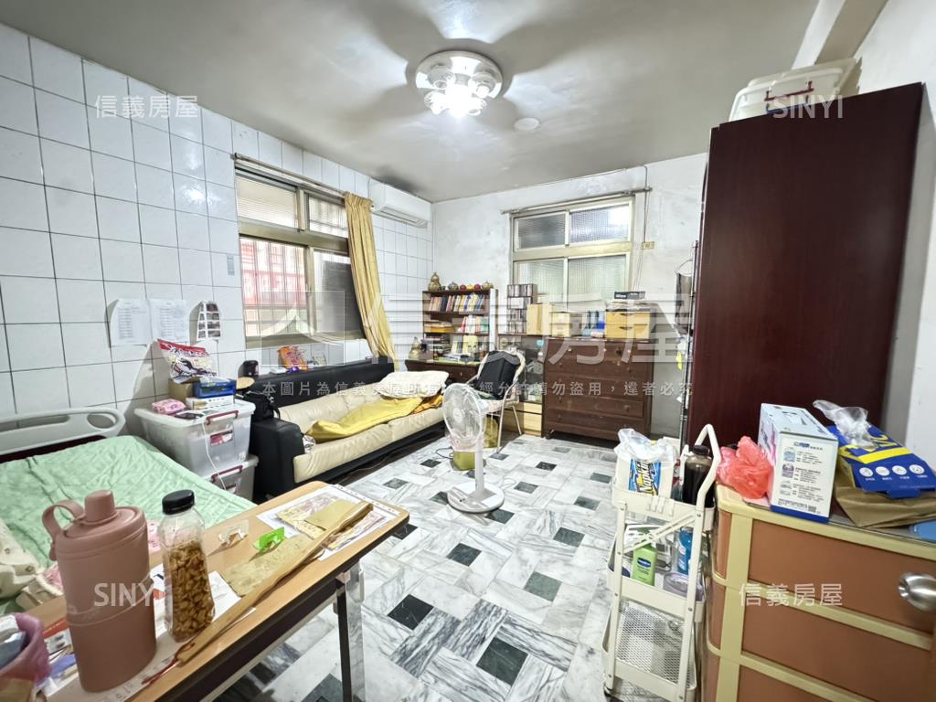 雙溪河畔雨聲美透天房屋室內格局與周邊環境