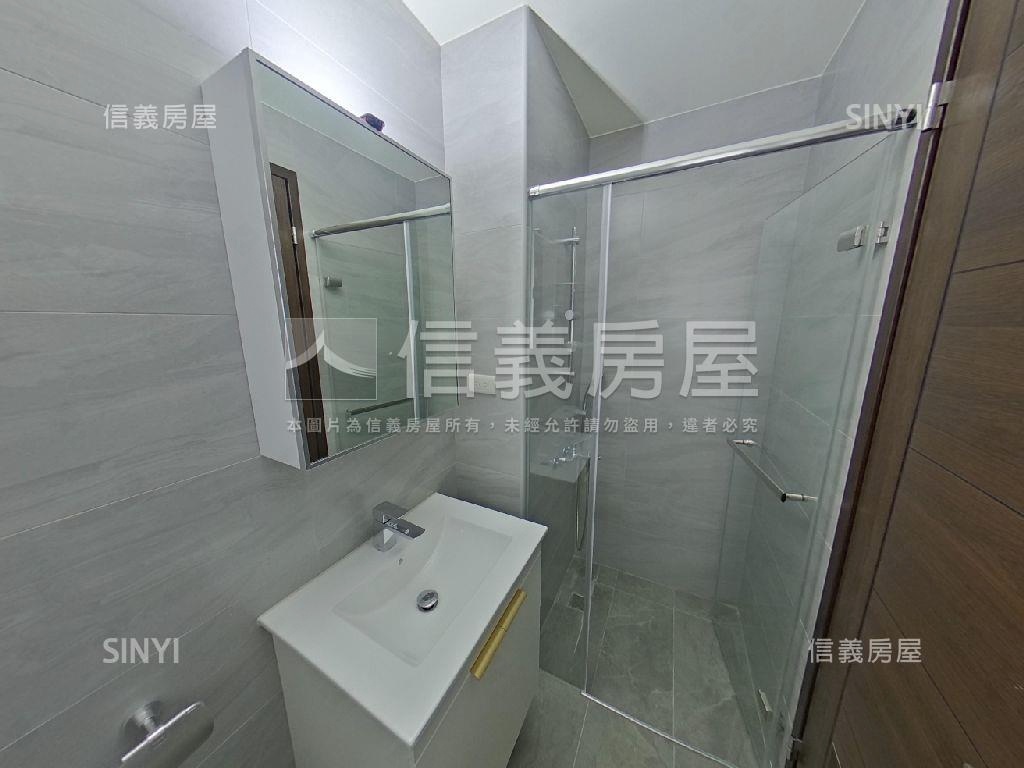 專任近火車站東區震後華廈房屋室內格局與周邊環境
