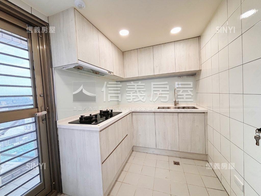 富豪名宮景觀大三房房屋室內格局與周邊環境