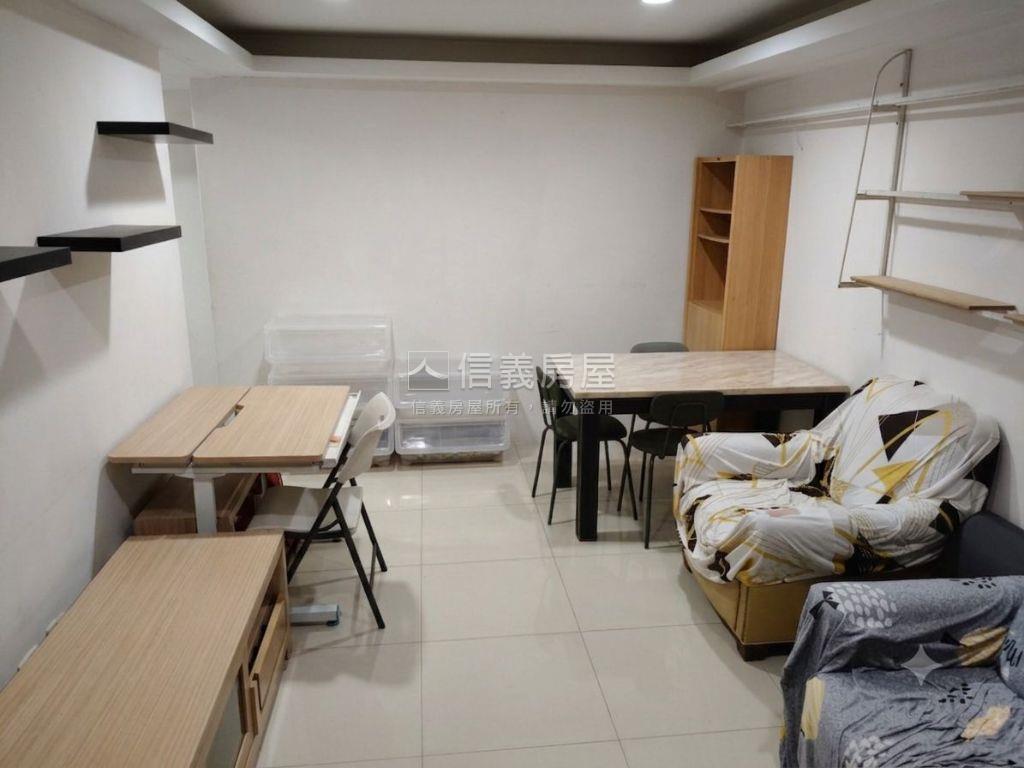 近南港展覽館電梯兩房房屋室內格局與周邊環境