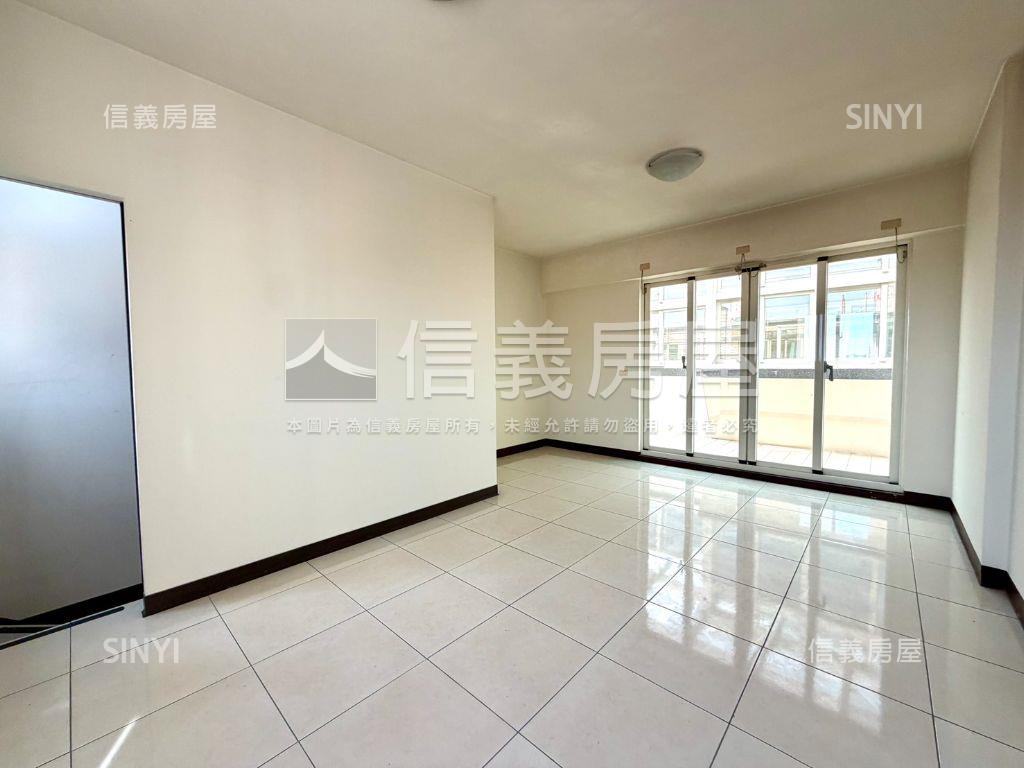 漫步南寮生活圈採光美墅房屋室內格局與周邊環境