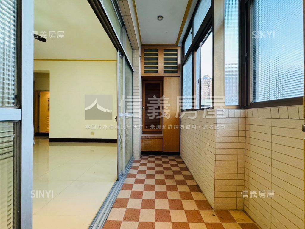 秀山極品美寓房屋室內格局與周邊環境