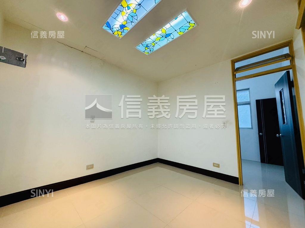 秀山極品美寓房屋室內格局與周邊環境