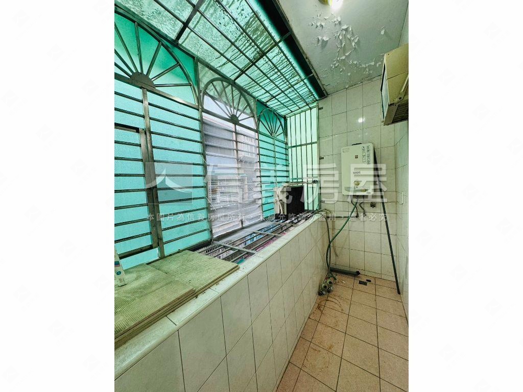 秀山極品美寓房屋室內格局與周邊環境