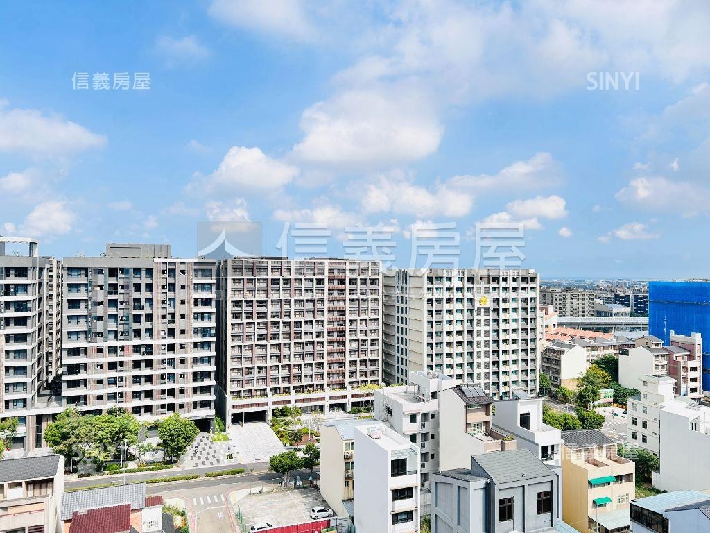 成家大璽三房車位次頂樓房屋室內格局與周邊環境