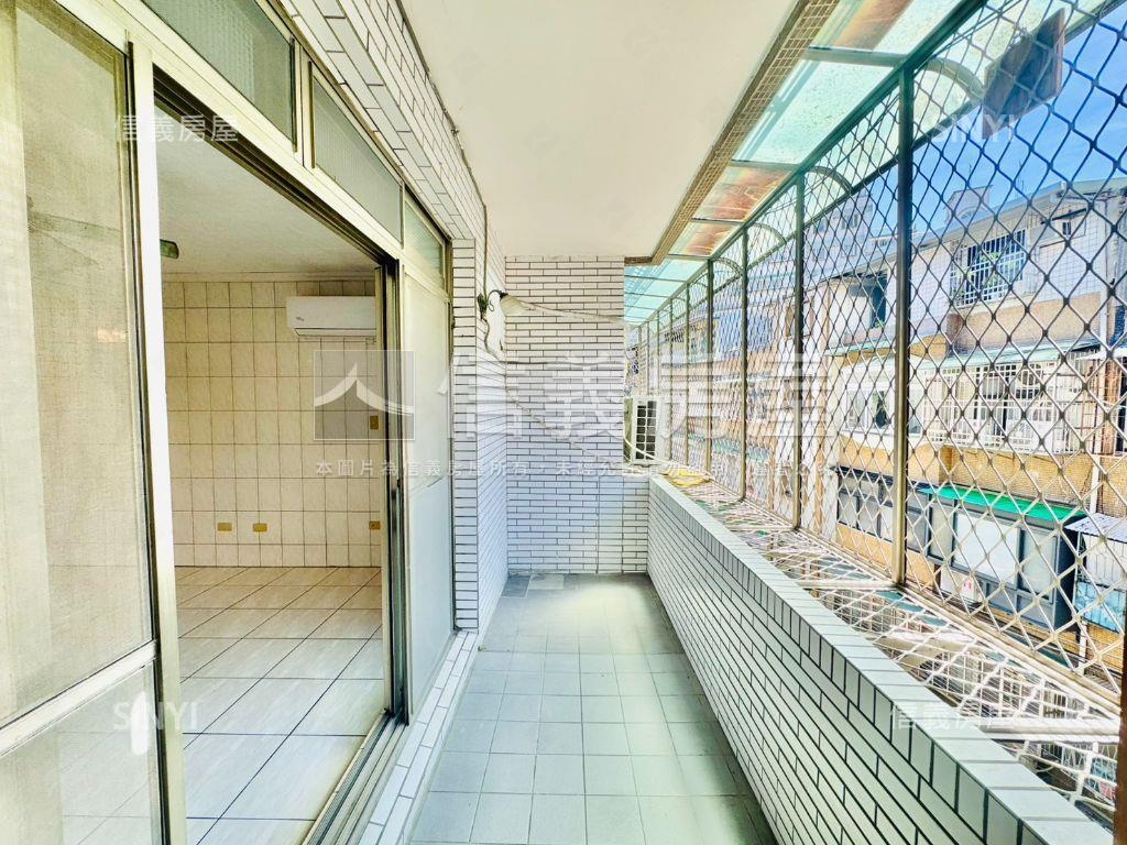 秀山三面採光美寓房屋室內格局與周邊環境