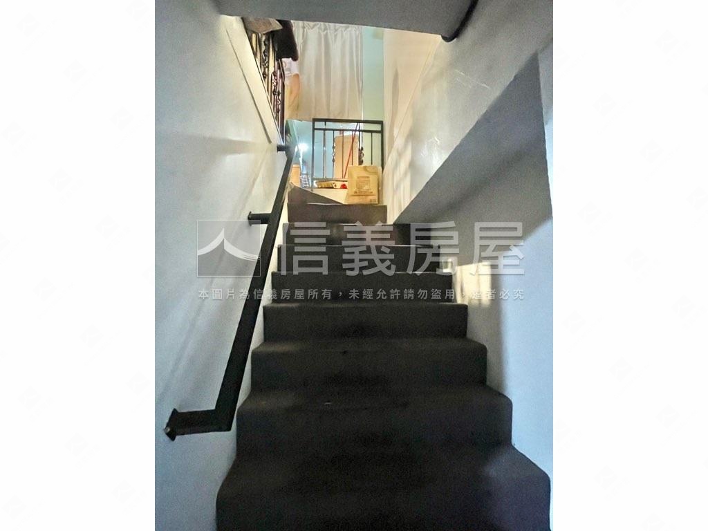遠企商圈發財金店房屋室內格局與周邊環境