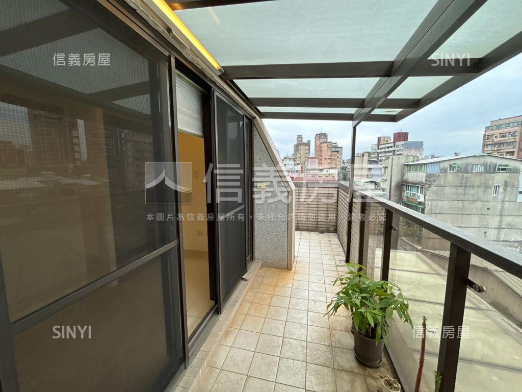 實小電梯車位美宅房屋室內格局與周邊環境