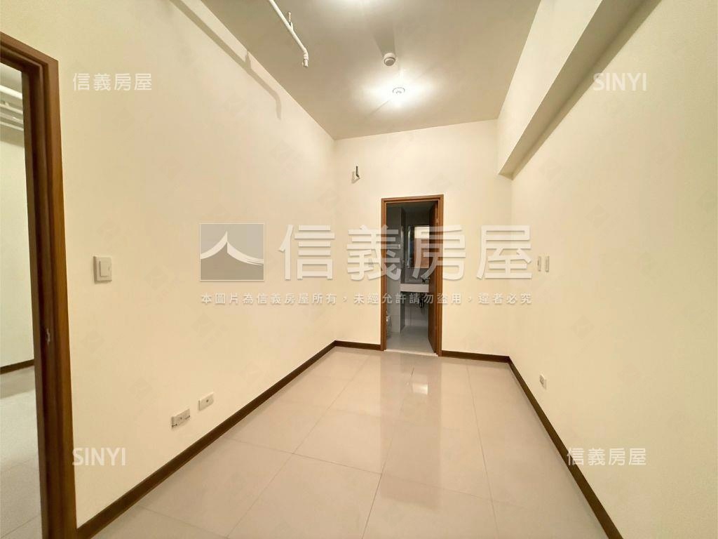 遠雄幸福成三房平車房屋室內格局與周邊環境