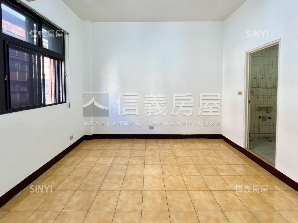 板橋府中站方正黃金三樓房屋室內格局與周邊環境