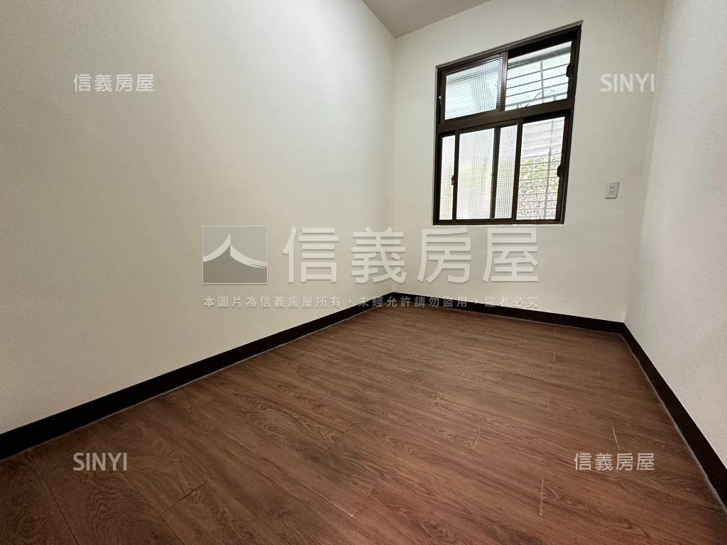 府中方正靜謐的窩房屋室內格局與周邊環境
