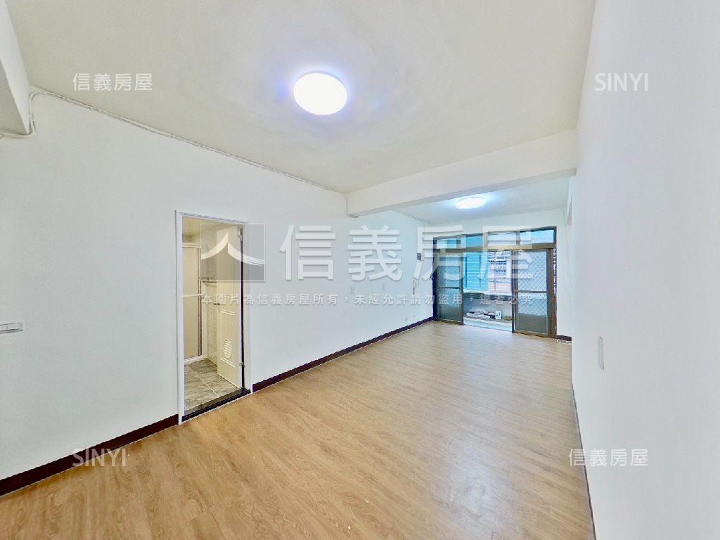 府中方正靜謐的窩房屋室內格局與周邊環境