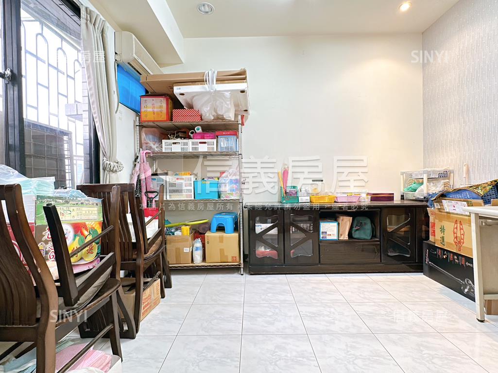 高鐵天邑高樓寬敞４房平車房屋室內格局與周邊環境