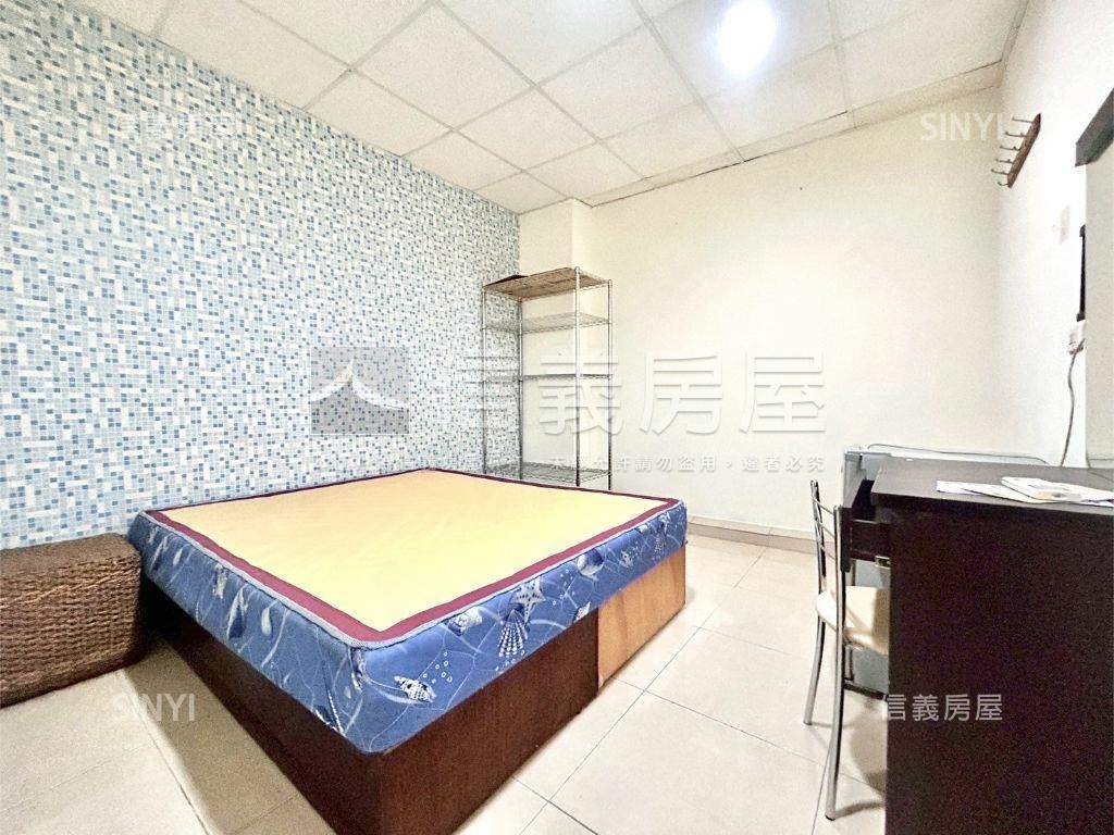 西屯逢甲透套房屋室內格局與周邊環境