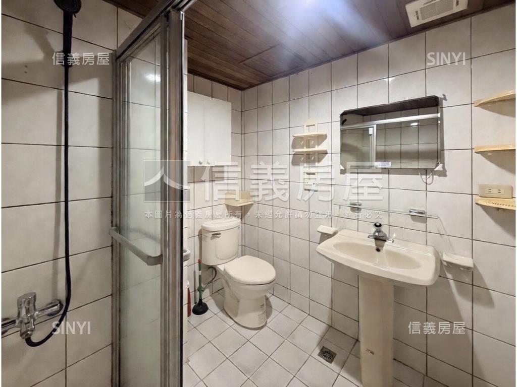 城堡花園好採光三房車位房屋室內格局與周邊環境