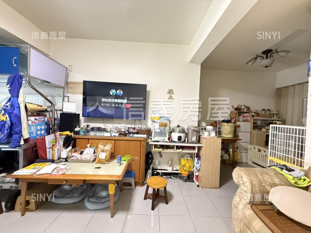 自強稀有面寬一樓房屋室內格局與周邊環境