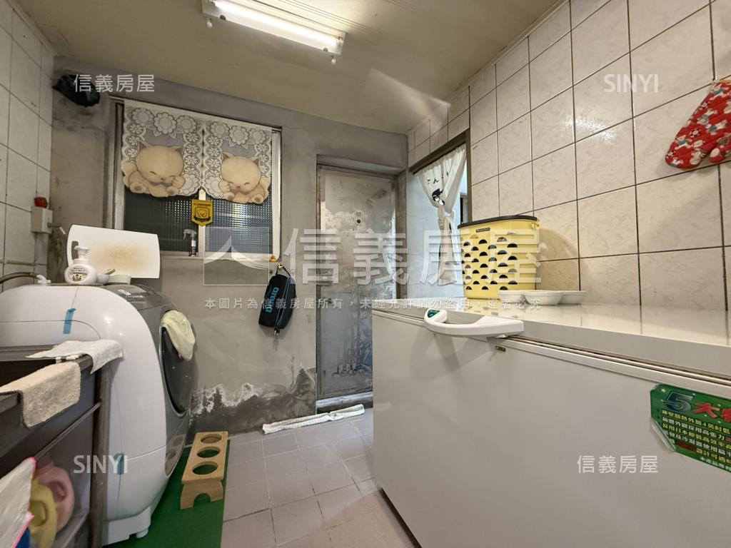 自強稀有面寬一樓房屋室內格局與周邊環境