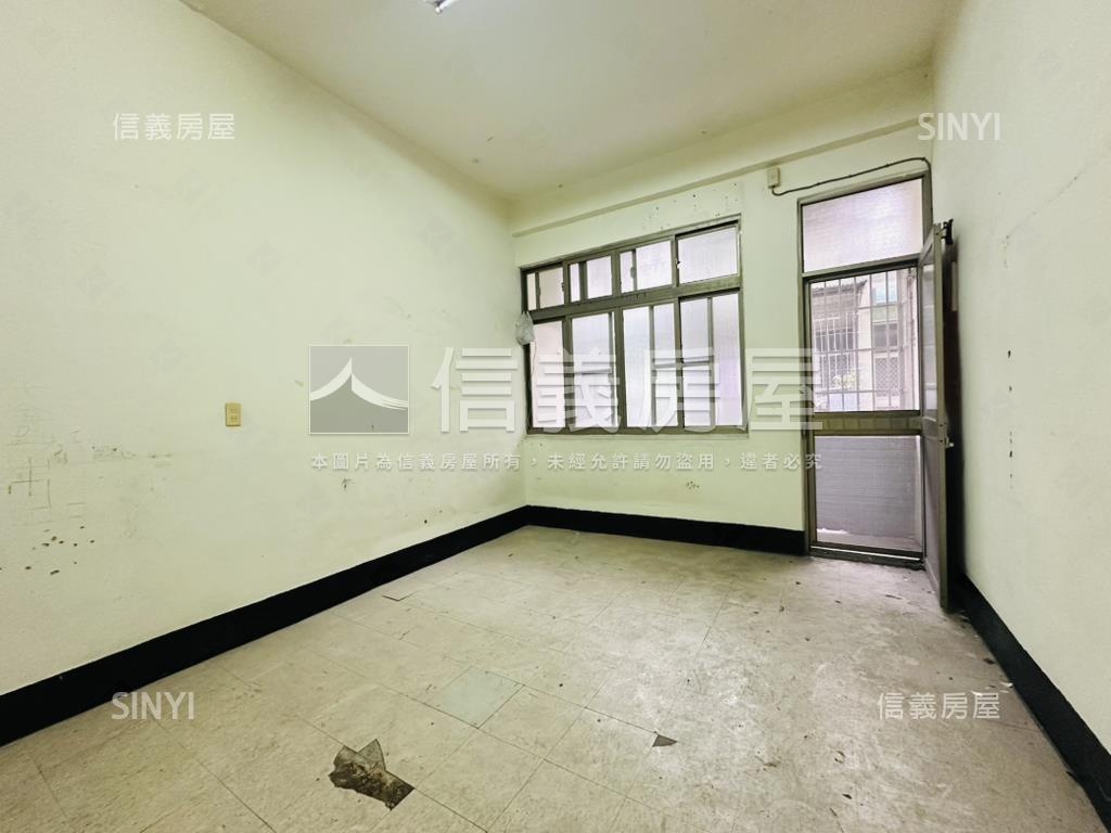 高應大旁的小透天房屋室內格局與周邊環境