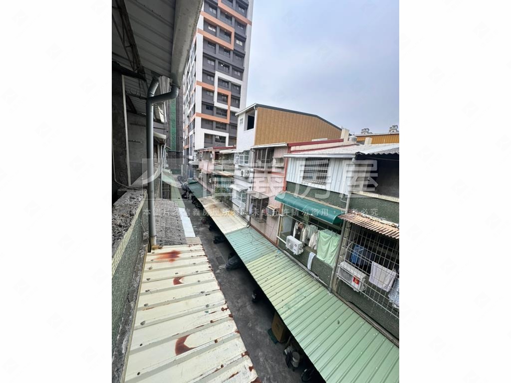 高應大旁的小透天房屋室內格局與周邊環境
